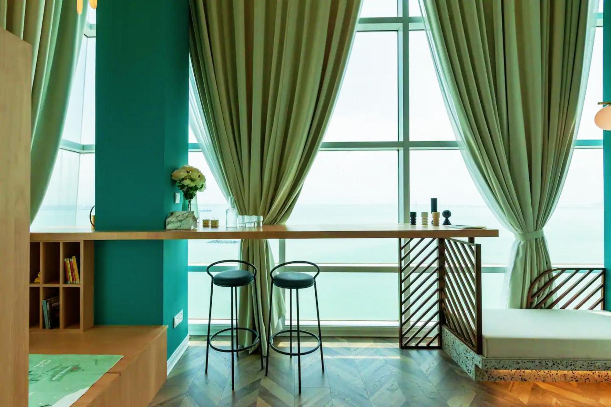Maritime Seaview Suites Penang Τζωρτζ Τάουν Εξωτερικό φωτογραφία