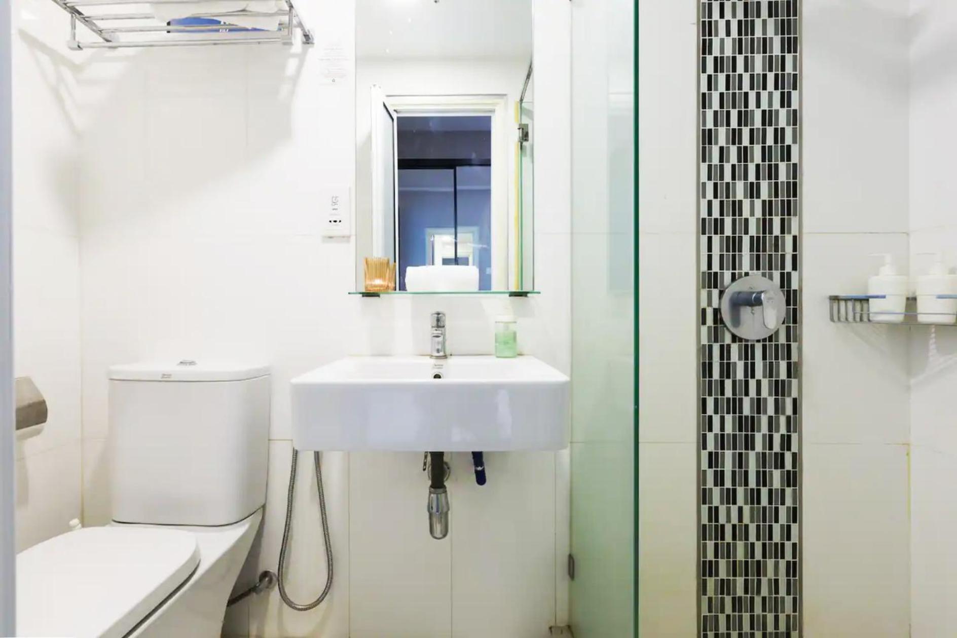 Maritime Seaview Suites Penang Τζωρτζ Τάουν Εξωτερικό φωτογραφία